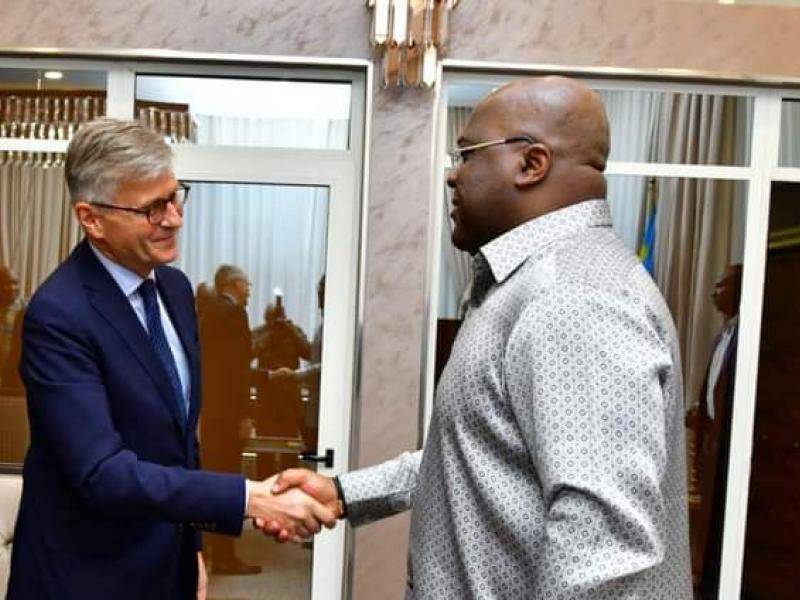 Tête-à-tête entre le président de la République Félix Tshisekedi ( à droite) et le secrétaire général adjoint de l'ONU Jean-Pierre Lacroix ( à gauche)