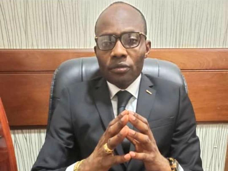 Le professeur Taylor Lubanga, chargé de missions du chef de l'État