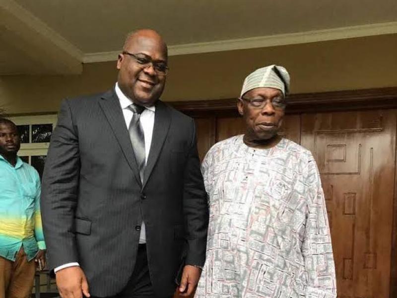 Le Président de la République Démocratique du Congo, Félix Tshisekedi et l'ancien président du Nigéria Olusegun Obasanjo 