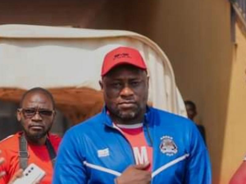 Le technicien congolais, Pamphile Mihayo Kazembe lors d'une séance d'entraînement du TP Mazembe.