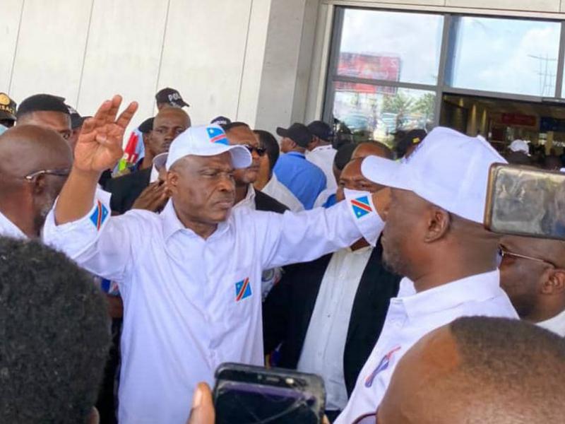 Arrivée de Martin Fayulu à l'aéroport international de N'djili, dimanche 13 novembre