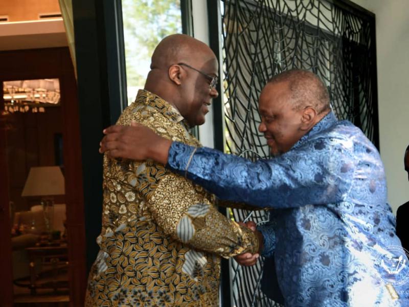 Des chaleureuses accolades entre président Félix Tshisekedi et l'Ex-président du Kenya, Uhuru Kenyatta