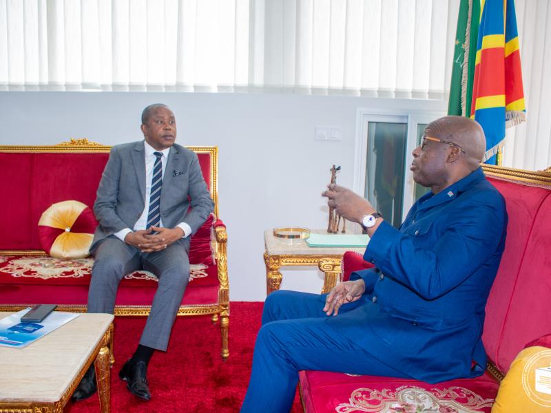 Le VPM en charge des Affaires étrangères Christophe Lutundula et le président de la CENI Denis Kadima