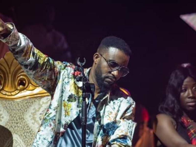 Le chanteur Fally Ipupa lors d'un concert à Abidjan. [Photo d'illustration]