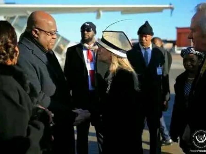 Le chef de l'État, Félix Tshisekedi acceuilli au pieds de l'avion par quelques officiels ( photo d'illustration)