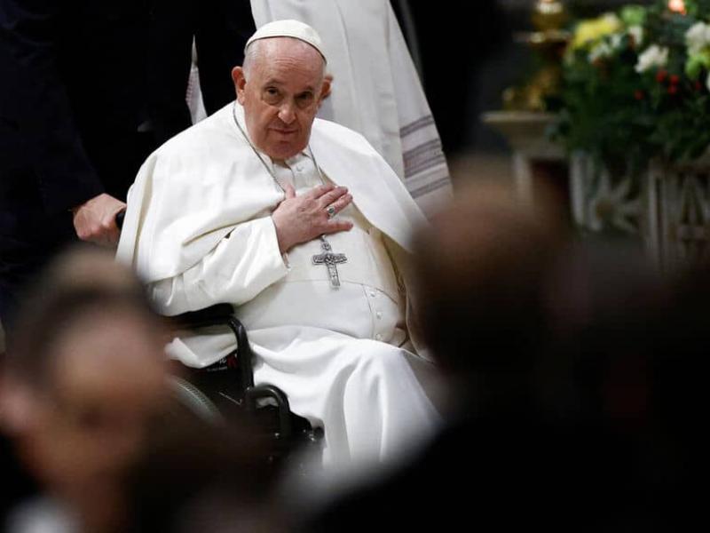 Après avoir heurté la communauté LGBT avec ses propos, le pape François a tenu à préciser le fond de sa pensée.