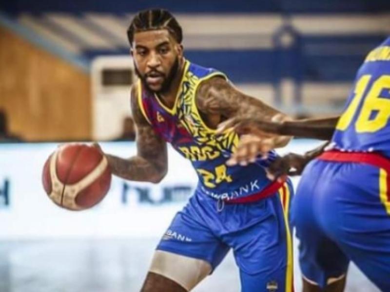 Le Léopard basketball, Ron Mvoukia.