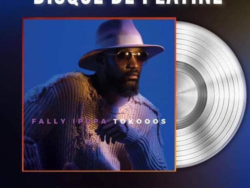 L'affiche de l'album Tokooos 1 de Fally Ipupa.