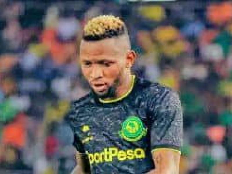 Joyce Lomalisa sous les couleurs de Young Africans.