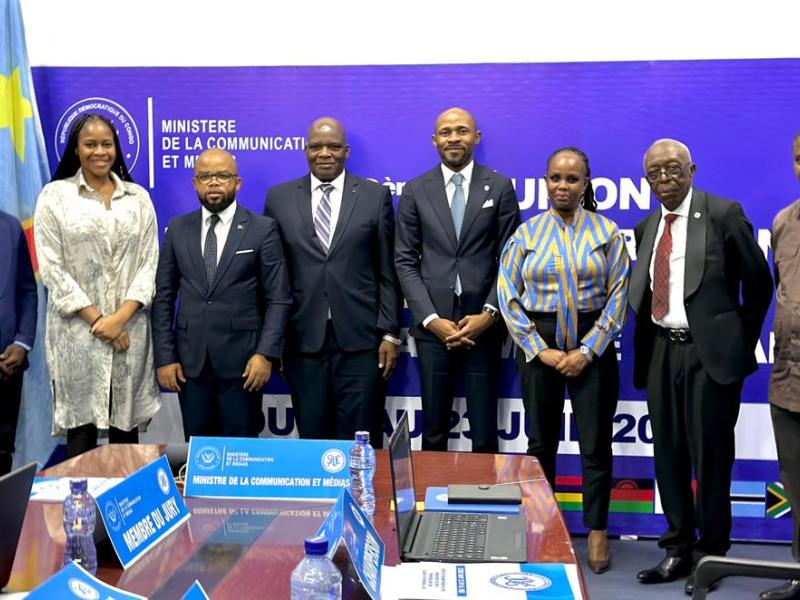 Le ministre des médias, Patrick Muyaya lors du lancement de la 28e réunion du comité régional du concours de journalisme de la SADC.