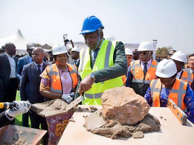 Le DG de l'INPP Godefroid Tshimanga donne le coup d'envoi des travaux du premier bâtiment de l'INPP au Lualaba, Kolwezi.