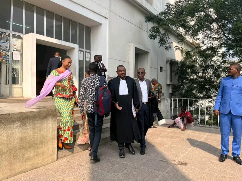 Me Laurent Onyemba  après avoir déposé la plainte de la famille Okende au parquet de grande instance à Kinshasa-Gombe.