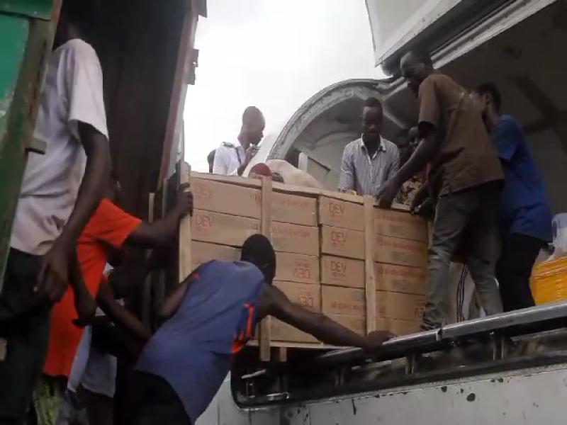 Un lot important de médicaments offert à la population de Buta par la Fondation Carole Agito