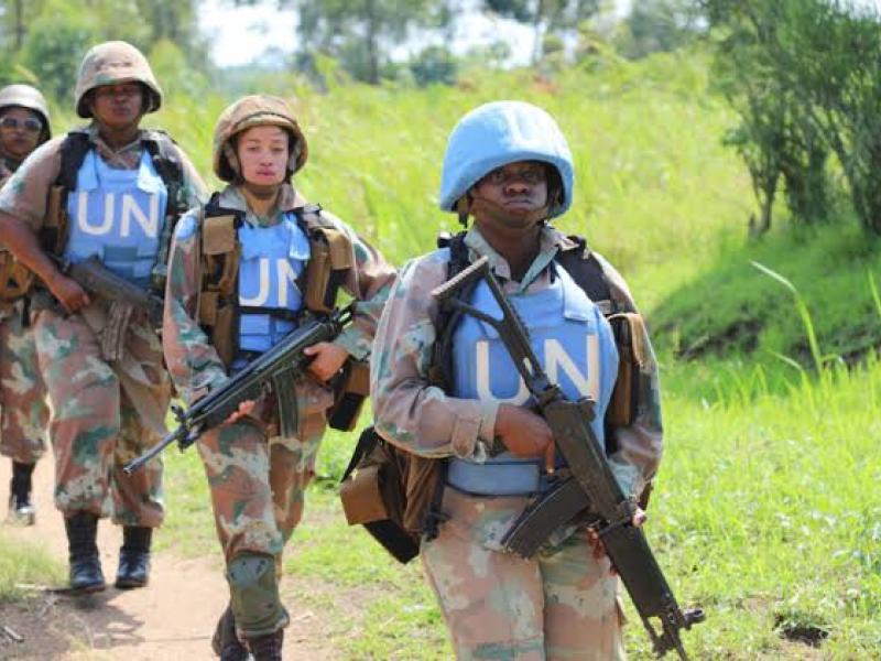 Des femmes casques bleus en patrouille en RDC