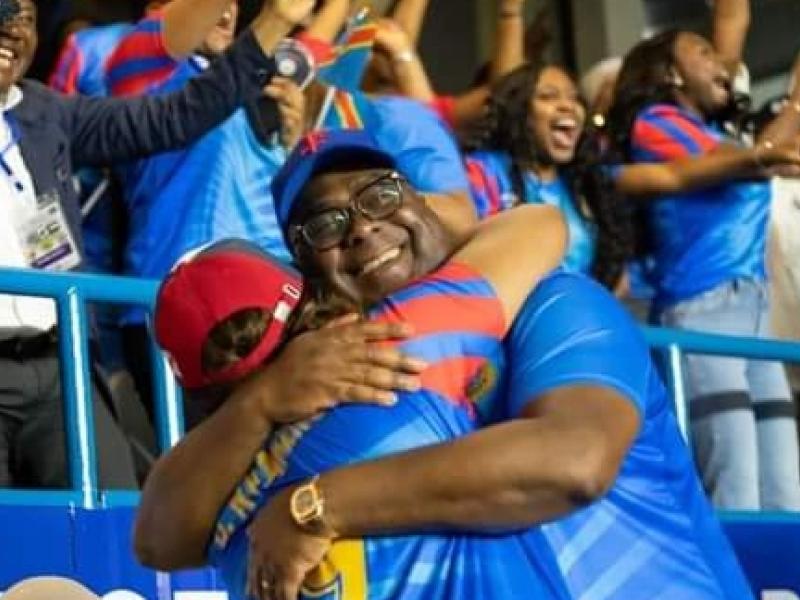 Le président Tshisekedi et la première dame en pleine célébration d'un but. [Photo d'illustration]