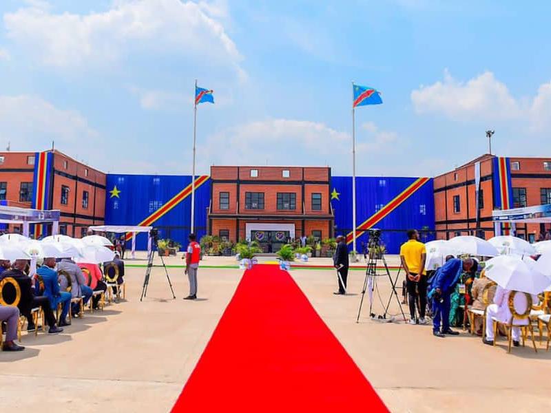 Le nouveau bâtiment du poste douanier de Kasumbalesa