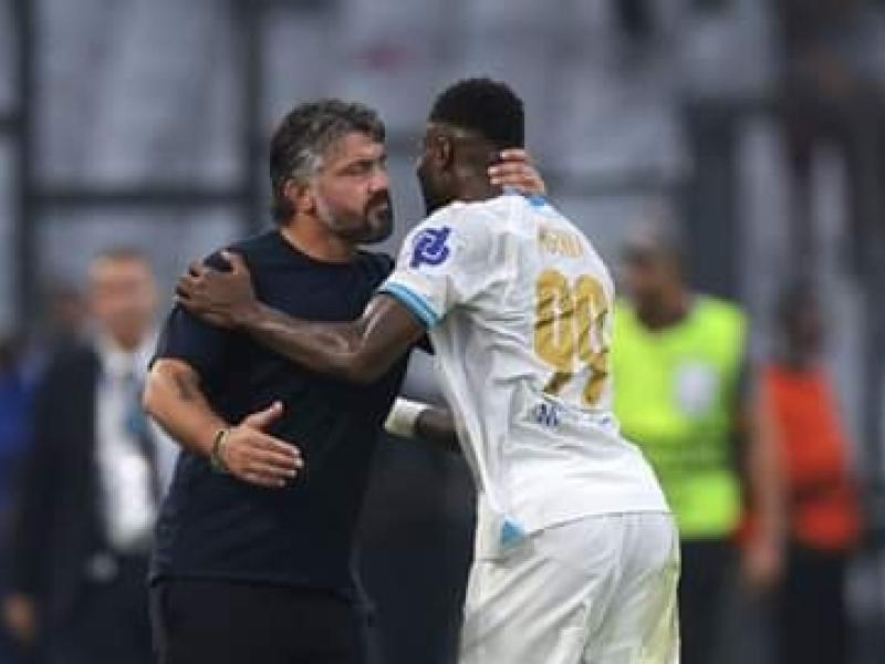 Chancel Mbemba et son coach Gennaro Gattuso.