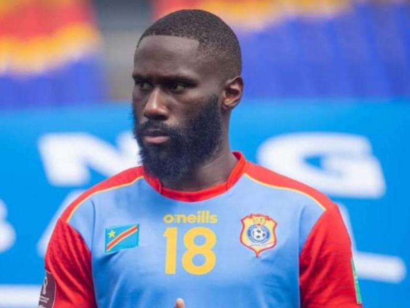 L'international congolais Arthur Masuaku sous les couleurs des Léopards
