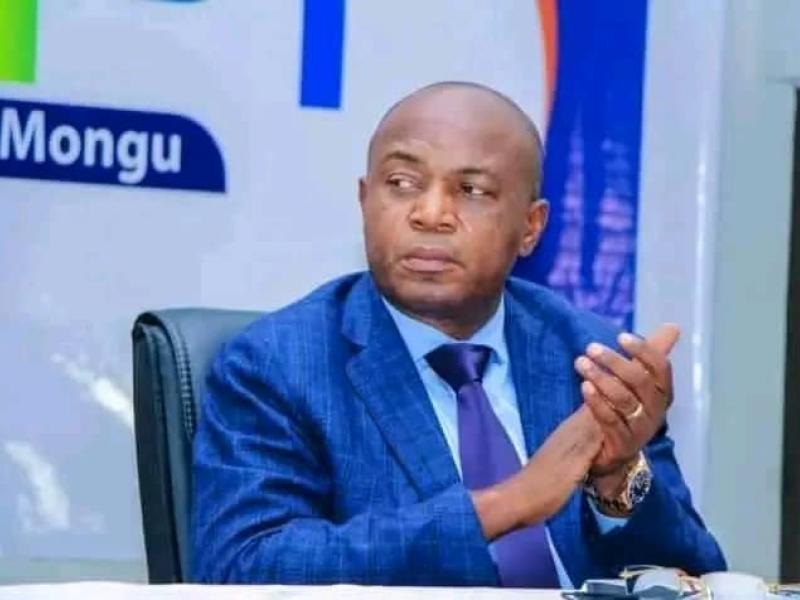 Le gouverneur de la ville -province de Kinshasa Gentiny Ngobila
