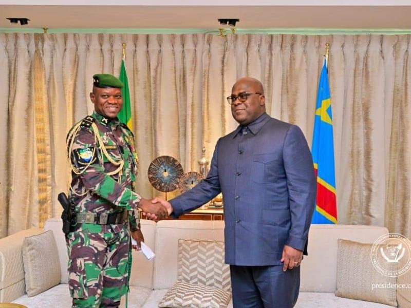 Le président du Gabon, le général Bruce Oligui et Félix Tshisekedi, le chef de l'État de la RDC.