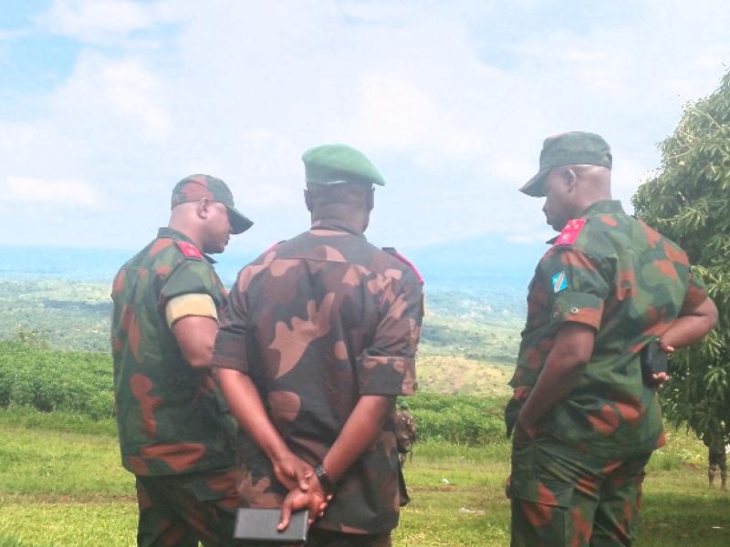 Le lieutenant-général Ychaligonza Nduru Jacques évalue l'évolution des opérations de traque des terroristes MTM/ISCAP
