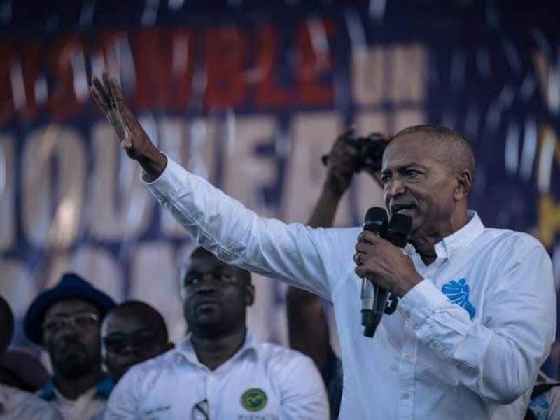 Moïse Katumbi en plein meeting à Kinshasa