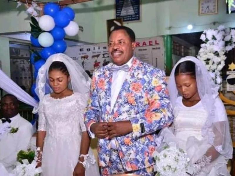 Pasteur Pierre Kasongo Kasambana entouré de ses femmes [ Photo d'illustration].