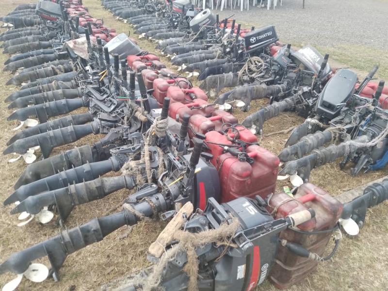 Des matériels de pêche saisis par la marine Ougandaise ont été remis aux autorités congolaises ce vendredi 09 février 2024 à Kasese