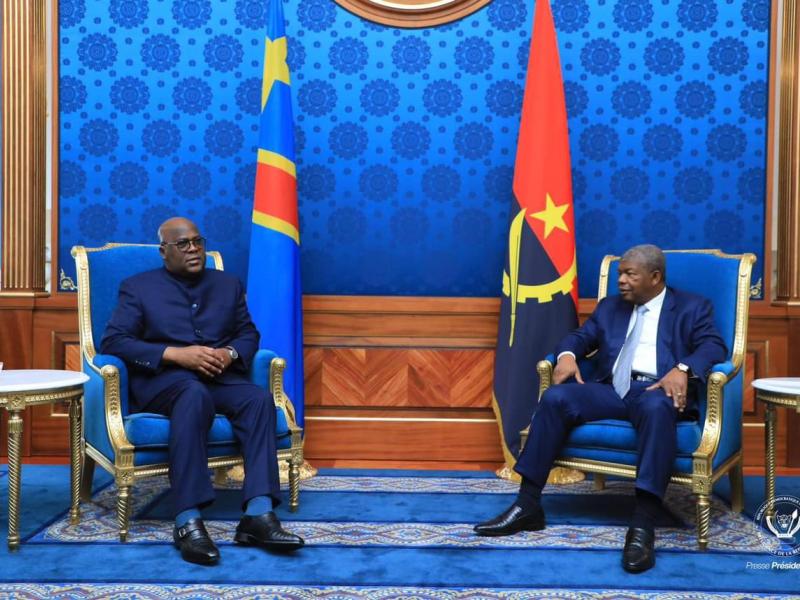 Le chef de l'état de la RDC Félix Tshisekedi et son homologue angolais Joao Lourenço à Luanda.