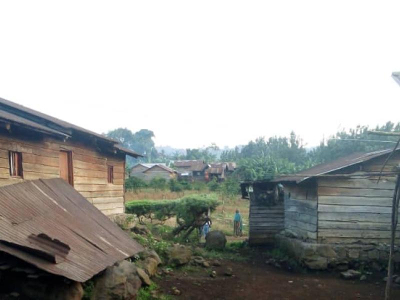 Le village de Malembe après son abandon par la population, à cause de la guerre du M23