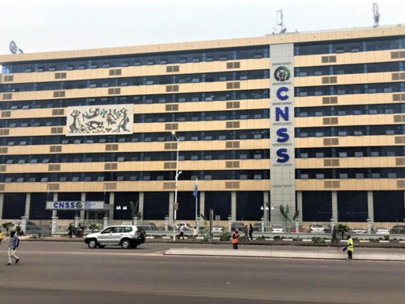 Le bâtiment de la CNSS sur le boulevard du 30 juin, Kinshasa