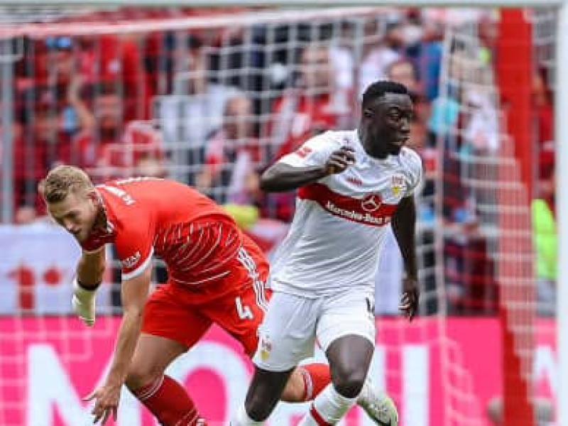  Silas Katompa en duel avec un défenseur du Bayern Munich. [Photo d'illustration]