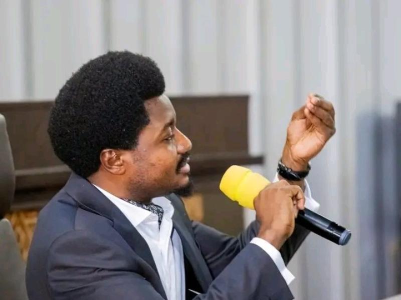 Le Ministre d'État Constant Mutamba