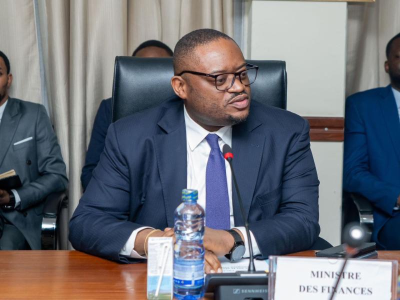 Doudou Fwamba, ministre des finances du gouvernement Suminwa