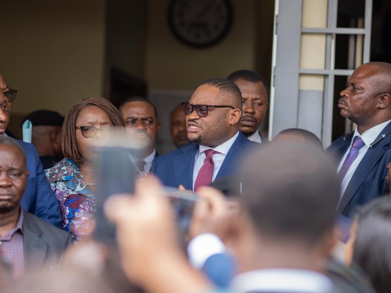 Le ministre des finances Doudou Fwamba lors de sa descente à la Direction d'Audit et Contrôle de Gestion