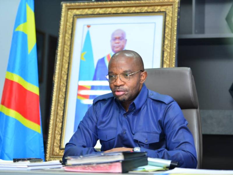 Le ministre de la Formation Professionnelle, Marc Ekila