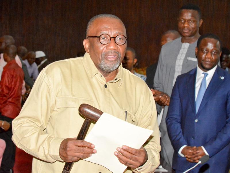 Le Rapporteur de la Chambre basse du Parlement, le Professeur Jacques Djoli