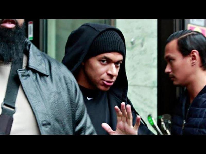 Kylian Mbappé, profitant de son séjour en Swede
