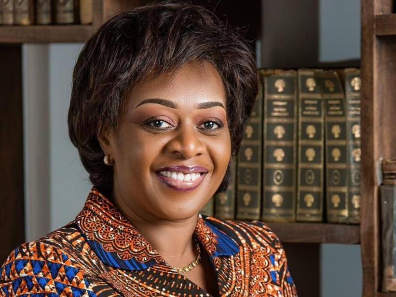 Yolande Elebe, ministre de la Culture, Arts et Patrimoines