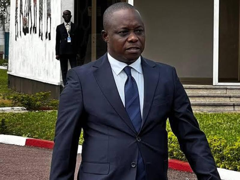 Ephraïm Akwakwa, ministre du travail