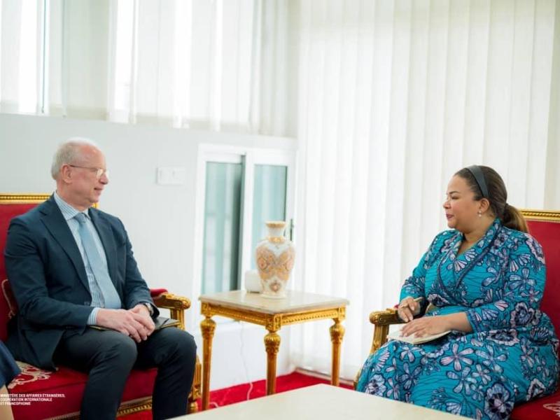 L'ambassadeur allemand en RDC Ingor Herbert et la ministre des affaires étrangères congolaise Thérèse Kayikwamba Wagner
