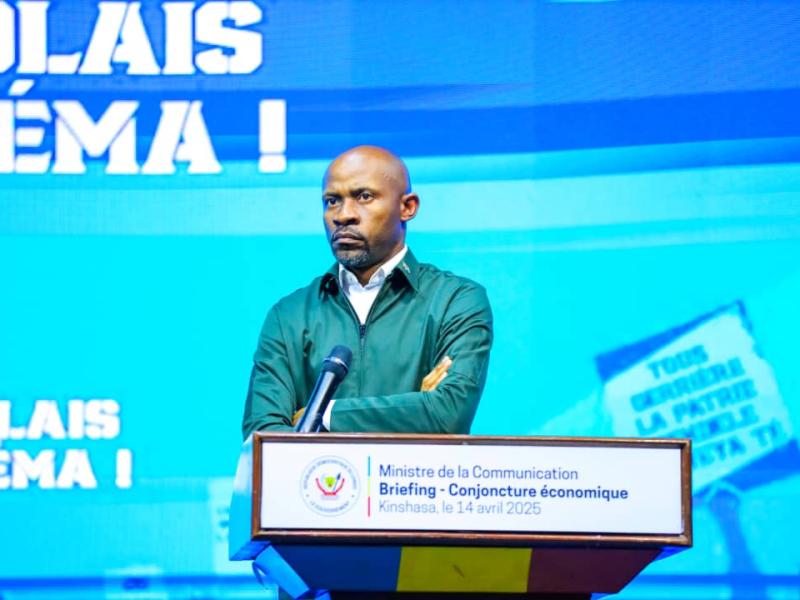 Le ministre de la communication et médias, porte-parole du gouvernement de la RDC, Patrick Muyaya Katembwe
