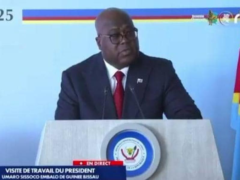 Le chef de l'État Félix Tshisekedi lors d'un point de presse co-animé avec son homologue de la Guinée Bissau Umaro Sissoco, mardi 29 avril 2025