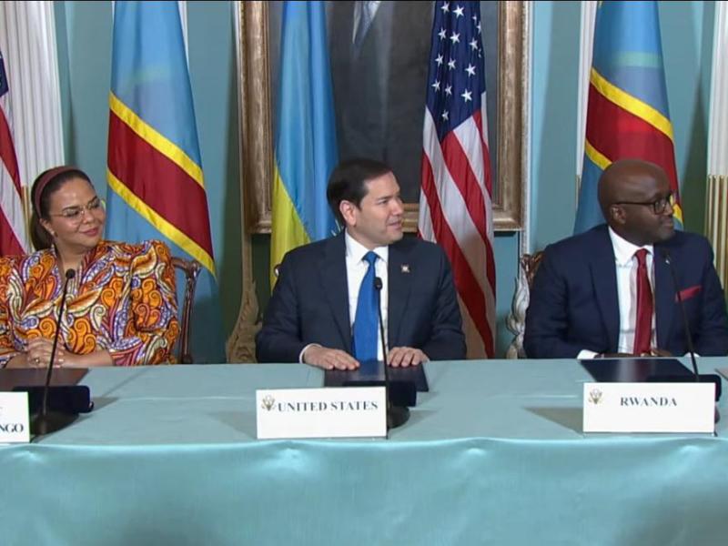 Les ministres congolais et rwandais lors de la signature de l'accord de principes, signé vendredi 25 avril 2025 sous la médiation des USA