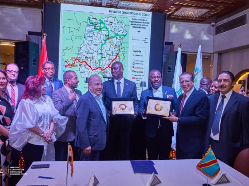 Les représentants de la RDC et ceux de l'Égypte lors de la signature, au Caire [photo d'illustration]
