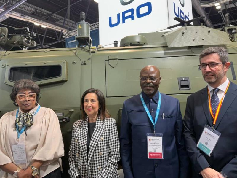 Le VPM Guy Kabombo Mwadiamvita en mission officielle à Madrid dans le cadre du salon FEINDEF
