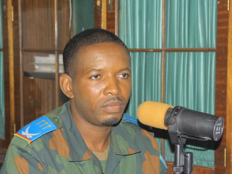 Le Capitaine Antony Mualushayi, porte-parole des opérations Ngemba