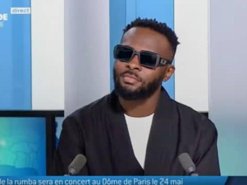 Héritier Wata lors de son passage sur TV5MONDE.