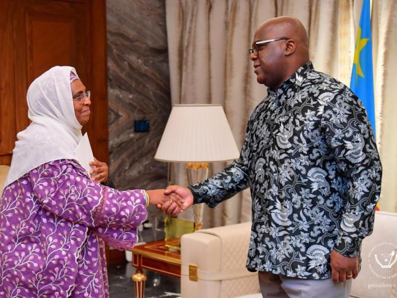 Le chef de l'État Félix Tshisekedi et Madame Ba Aissata, ministre conseillère à la présidence de la République de Mauritanie, jeudi 22 mai 2025
