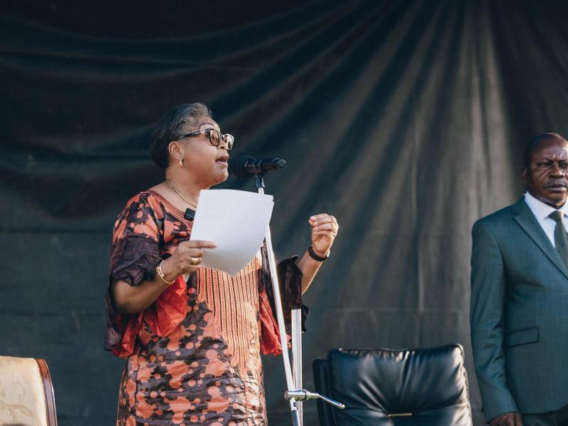  Première ministre Judith Suminwa Tuluka a mobilisé, samedi 25 mai 2025, une marée humaine à la place de l’Indépendance de Kananga, chef-lieu du Kasaï Central